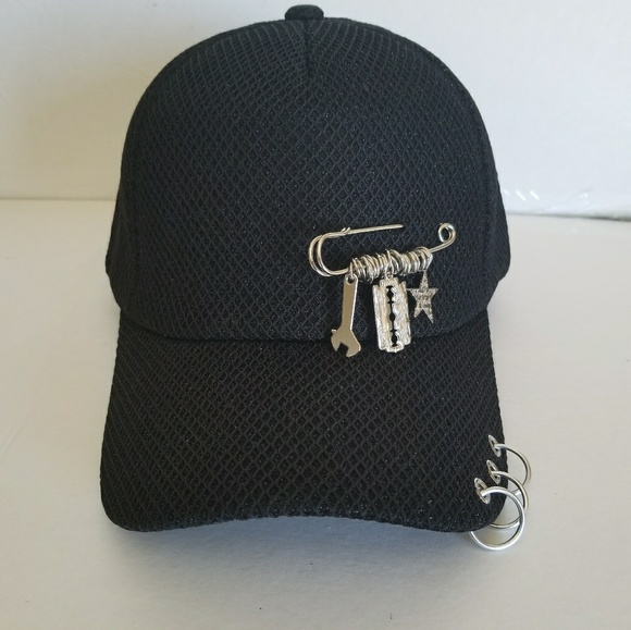 Women Black Baseball cap. - Picture 2 of 8